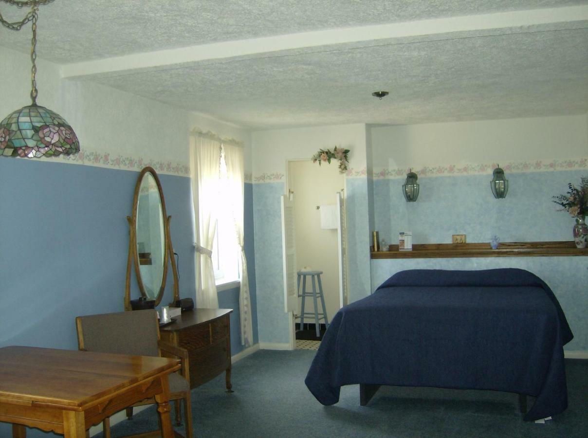 סיינט איגנס Boardwalk Inn מראה חיצוני תמונה