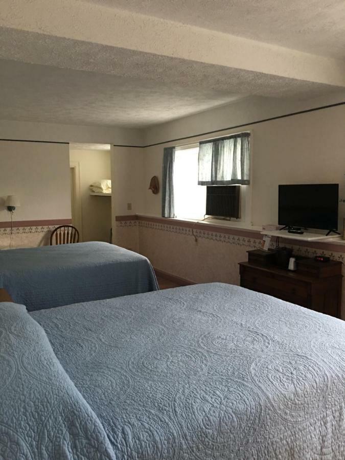 סיינט איגנס Boardwalk Inn מראה חיצוני תמונה